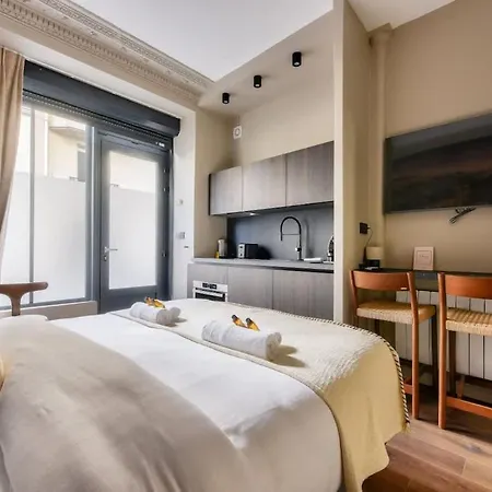 Merveilleux Neuf Proche Tour Eiffel Avec Ac *