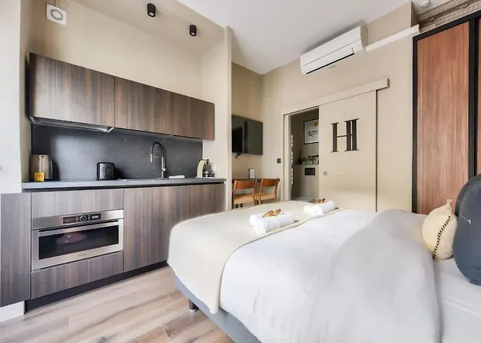 Merveilleux Neuf Proche Tour Eiffel Avec Ac * Paryż